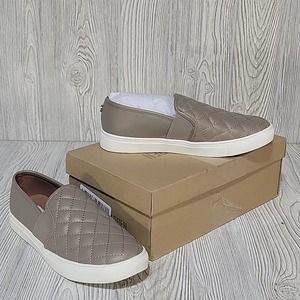 Steve Madden Ennore Taupe Slip On Sneakers, Women's 8.5, great condition